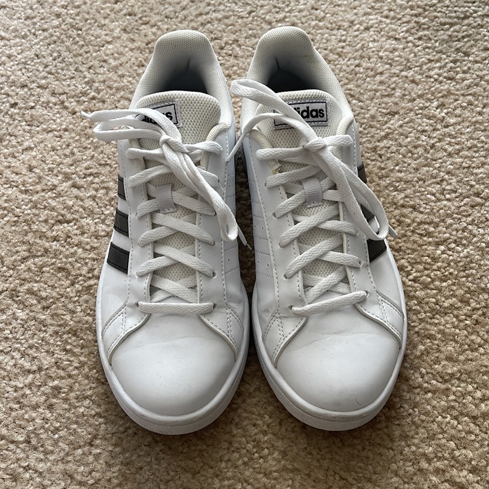 Adidas shoes - Picture 2 of 7